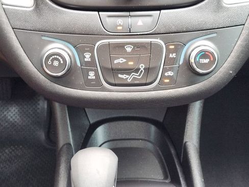 Used 2024 Chevrolet Malibu RS FWD image 21