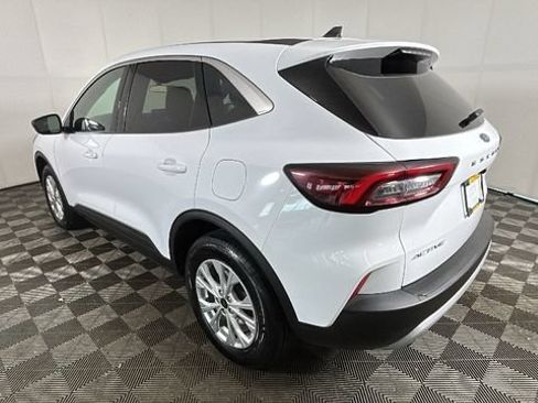 Used 2024 Ford Escape Active AWD/4WD image 4