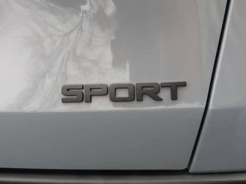 Used 2023 Honda HR-V Sport image 8