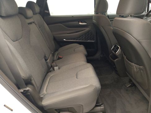 Used 2019 Hyundai Santa Fe SEL image 19