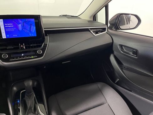 Used 2023 Toyota Corolla LE image 17