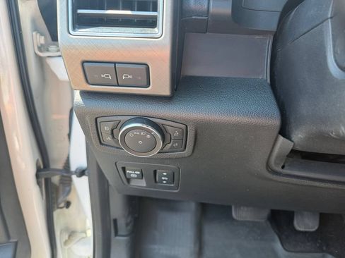 Used 2018 Ford F150 Limited AWD/4WD image 33