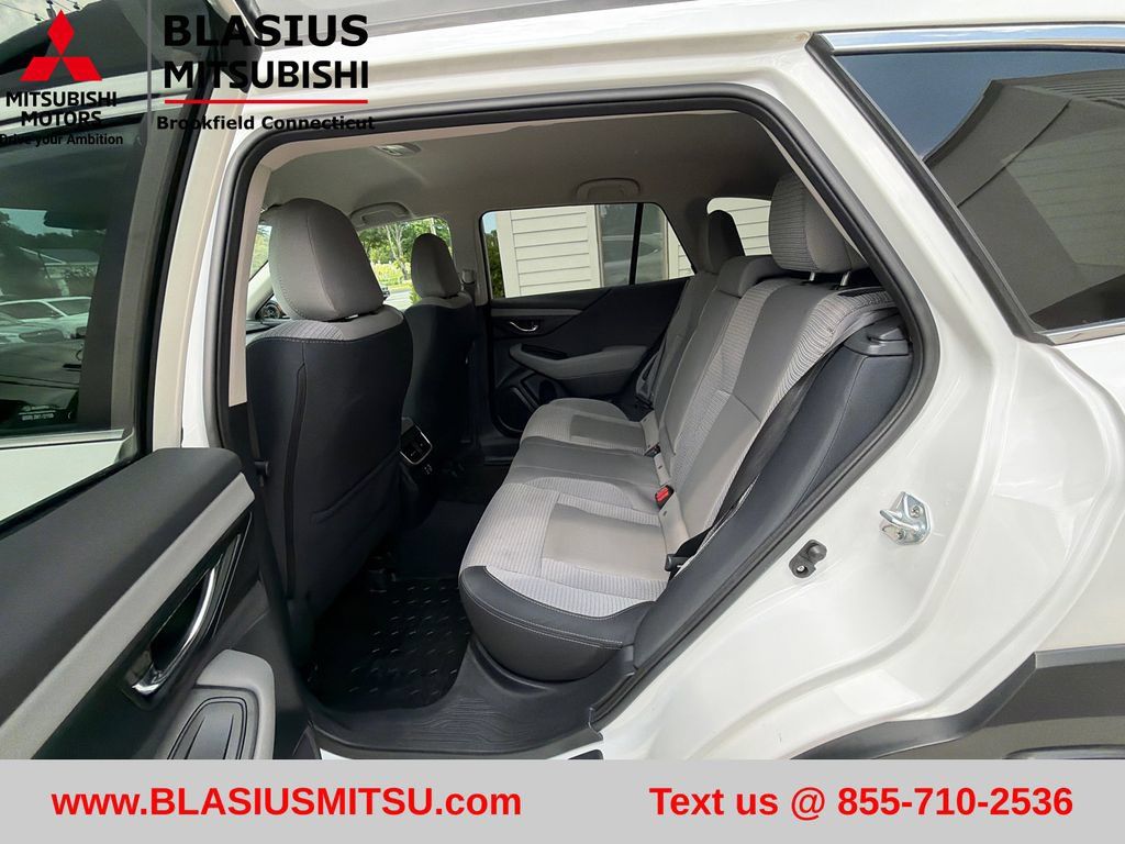 Used 2024 Subaru Outback Premium AWD/4WD image 40