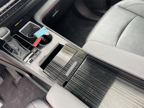 Used 2025 Toyota Sienna XSE image 21