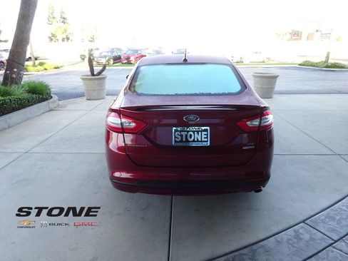 Used 2016 Ford Fusion SE image 7