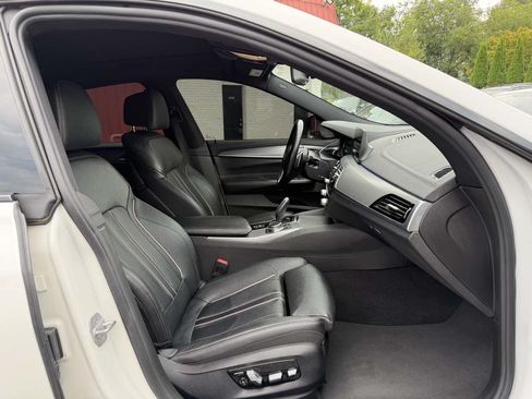 Used 2018 BMW 640i Gran Turismo xDrive AWD/4WD image 10