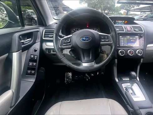 Used 2016 Subaru Forester 2.5i Limited AWD/4WD image 6