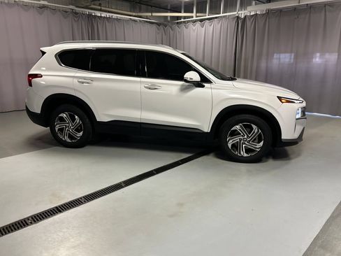 Used 2023 Hyundai Santa Fe SEL FWD image 8