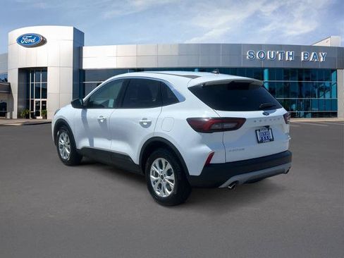 Certified 2023 Ford Escape Active FWD image 3