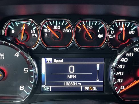 Used 2017 GMC Yukon XL SLT image 19