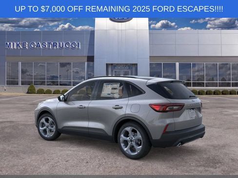 New 2025 Ford Escape ST-Line w/ Tech Pack #1 AWD/4WD image 4