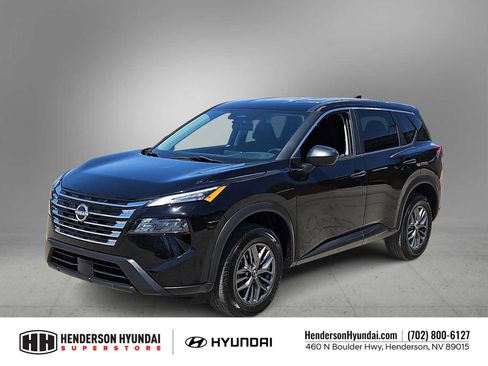 Used 2024 Nissan Rogue S FWD image 4