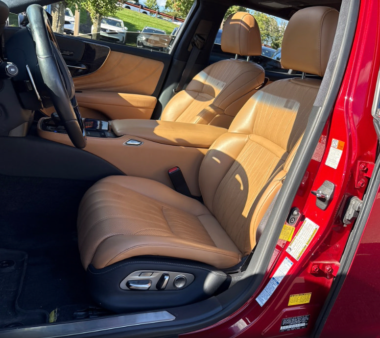 Used 2022 Lexus LS 500 AWD w/ Interior Upgrade Package image 7