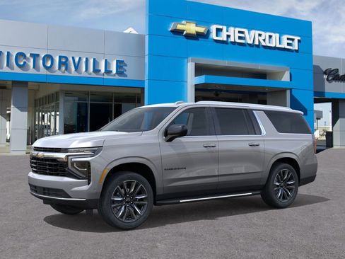 New 2026 Chevrolet Suburban LS w/ LS Custom Edition RWD image 2