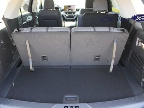 New 2026 Ford Explorer Active w/ Active Comfort Package RWD image 6