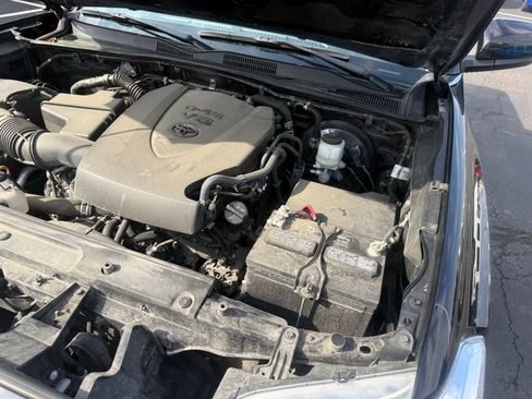 Used 2023 Toyota Tacoma SR AWD/4WD image 52