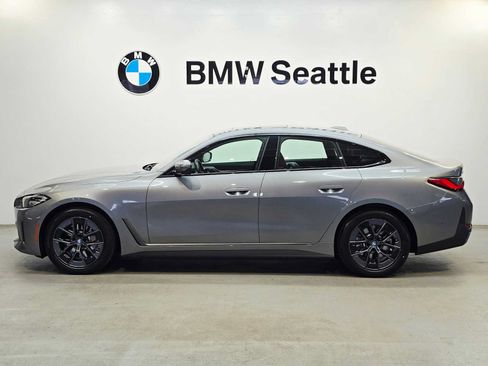 Used 2023 BMW i4 eDrive35 w/ Premium Package RWD image 3