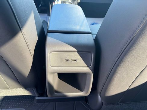 New 2026 Chevrolet Trax LT w/ Sunroof Package FWD image 13