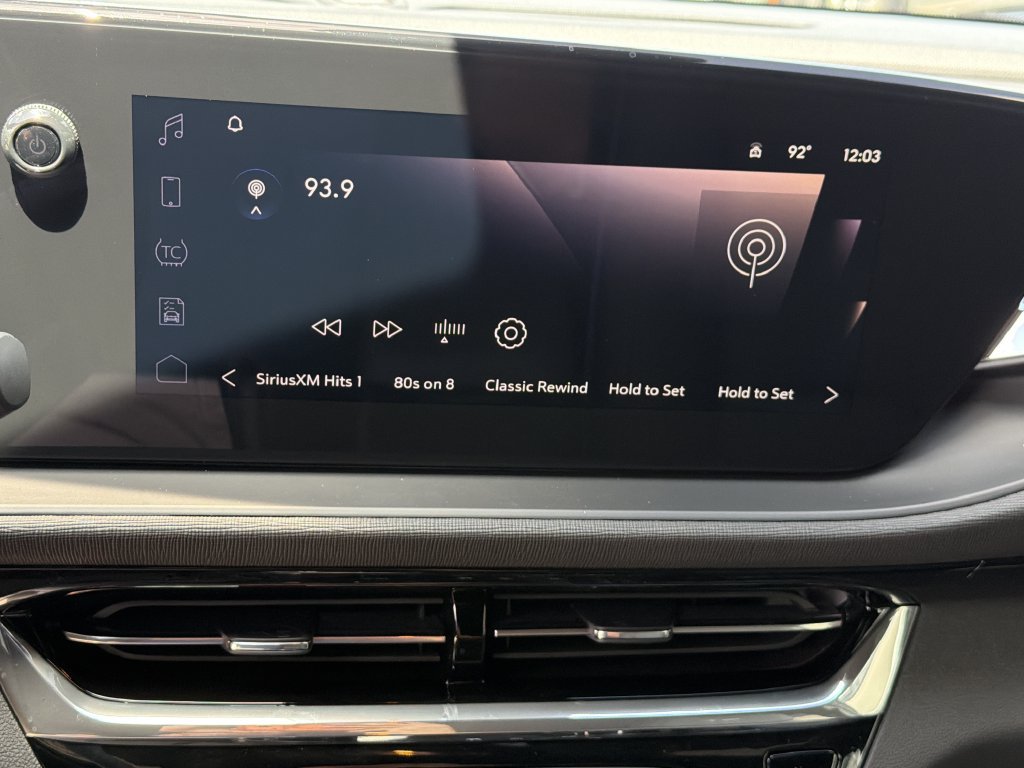 New 2026 Buick Envista Sport Touring w/ Convenience I Package FWD image 23