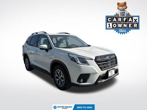 Used 2024 Subaru Forester Premium AWD/4WD image 1