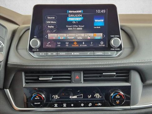 Used 2023 Nissan Rogue SV FWD image 11