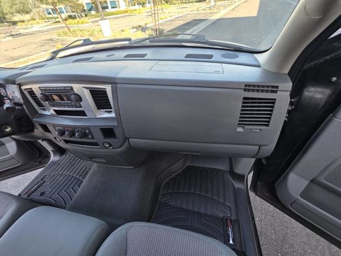 Used 2007 Dodge Ram 1500 Truck SLT w/ Quad Cab Big Horn Value Group image 8