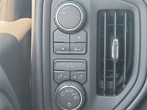 New 2026 Chevrolet Silverado 1500 W/T w/ WT Value Package image 12