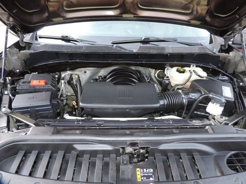 Used 2019 Chevrolet Silverado 1500 Custom Trail Boss w/ Infotainment Package image 18