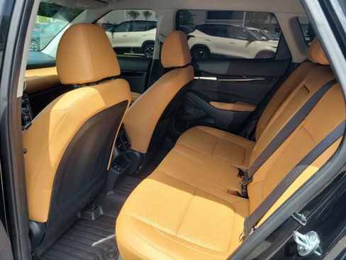 Certified 2024 Kia Seltos EX FWD image 14