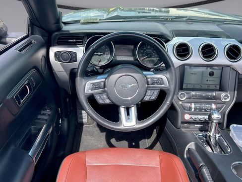 Used 2016 Ford Mustang Premium RWD image 11