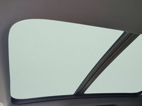 New 2026 Volvo XC90 T8 Plus w/ Protection Package Premier image 16