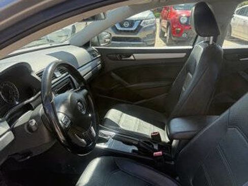 Used 2014 Volkswagen Passat 1.8T S FWD image 11