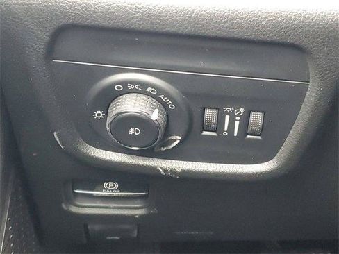 New 2026 Jeep Grand Cherokee L Limited AWD/4WD image 21