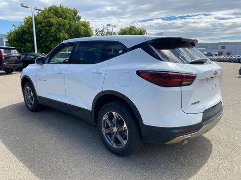 Used 2023 Chevrolet Blazer LT FWD image 6