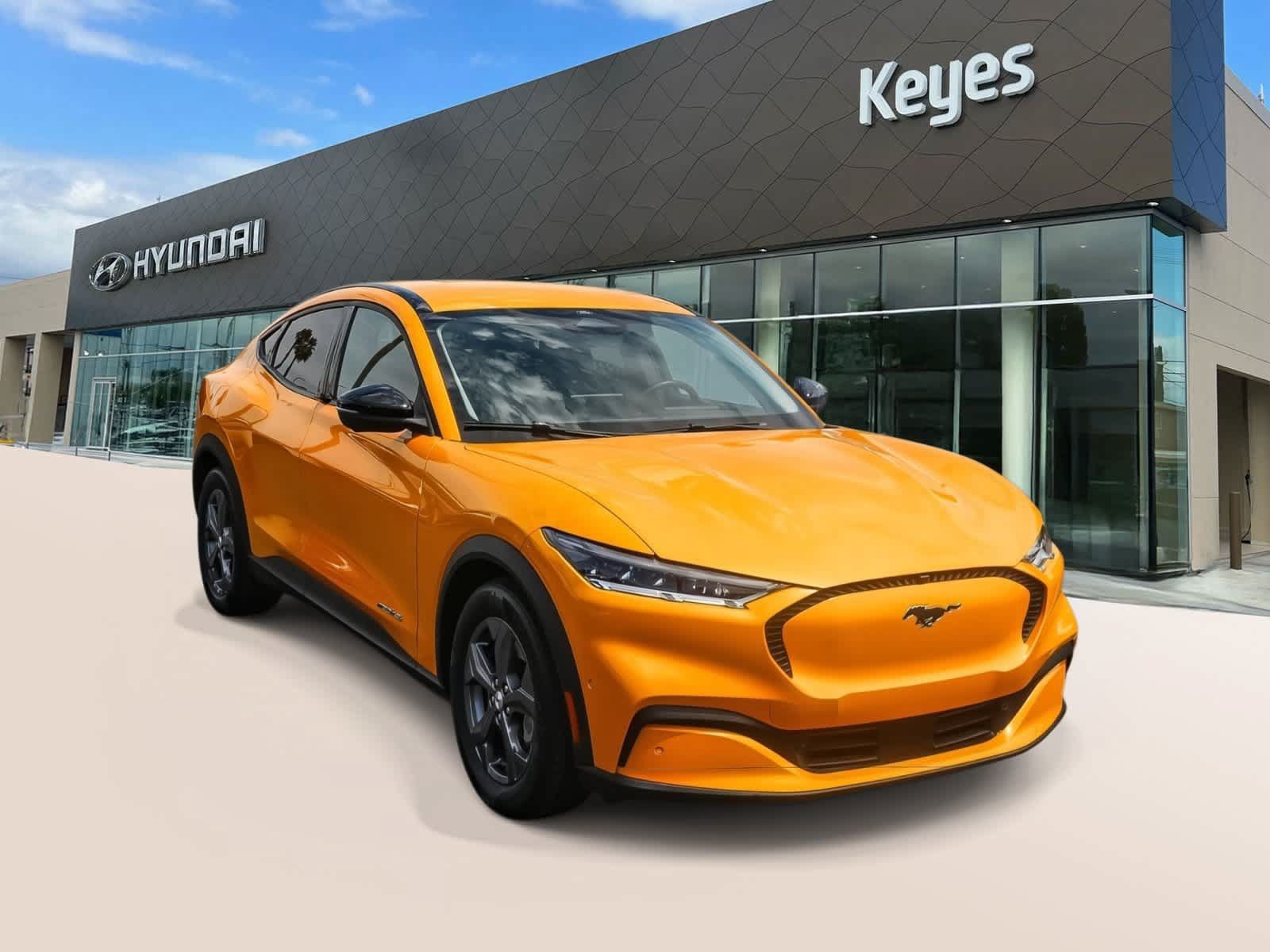 Used 2023 Ford Mustang Mach-E Select AWD/4WD image 3