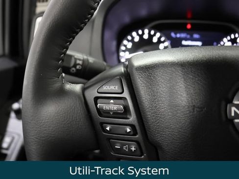 Certified 2025 Nissan Frontier SV w/ SV Convenience Package AWD/4WD image 15