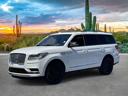 Used 2020 Lincoln Navigator Reserve w/ Luxury Package RWD image 7