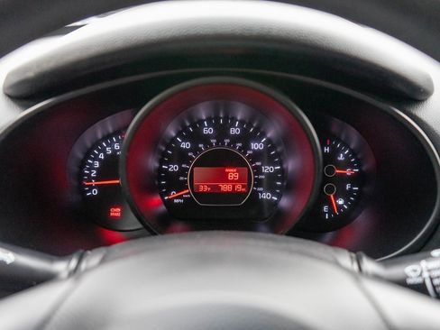 Used 2016 Kia Soul image 20