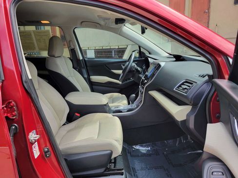 Used 2019 Subaru Ascent Premium AWD/4WD image 10