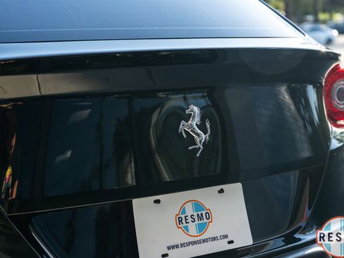 Used 2012 Ferrari FF image 12