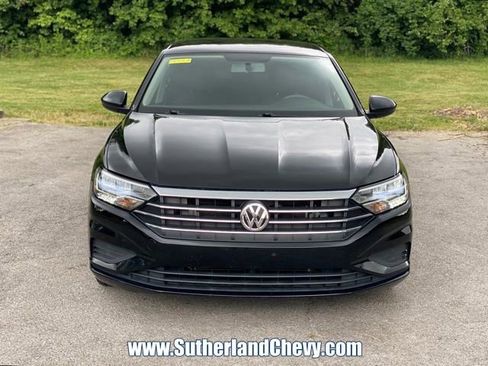 Used 2019 Volkswagen Jetta S w/ Driver Assistance Package FWD image 2