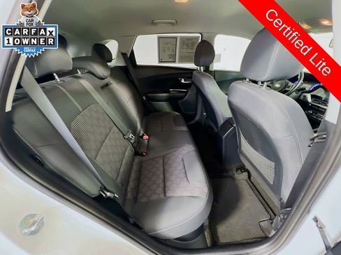 Certified 2020 Kia Niro LXS FWD image 25