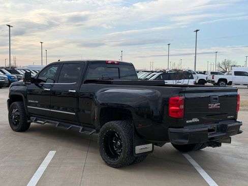 Used 2018 GMC Sierra 3500 Denali w/ Duramax Plus Package image 6