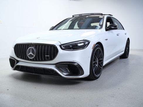 Used 2025 Mercedes-Benz S 63 AMG S image 12
