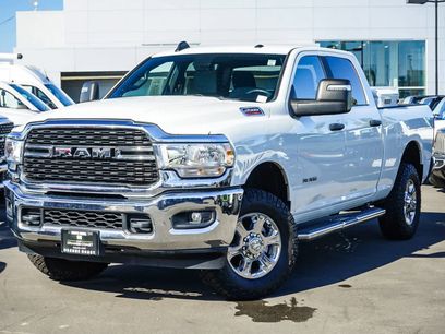 Used 2023 RAM 2500 Big Horn w/ Level 1 Equipment Group