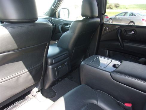 Used 2023 Nissan Armada SL w/ Midnight Edition Package image 24