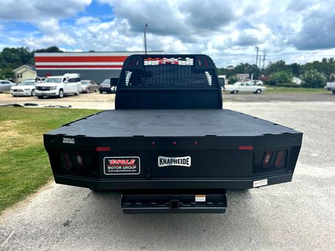 Used 2018 Chevrolet Silverado 3500 W/T w/ WT Convenience Package image 4