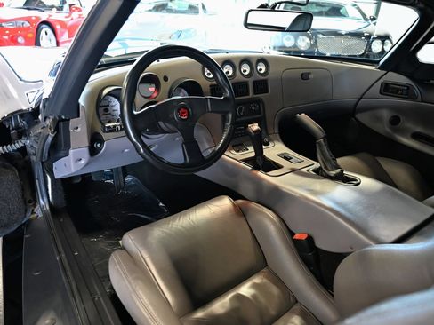 Used 1994 Dodge Viper RT/10 RWD image 33