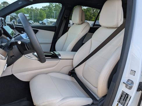 New 2026 Mercedes-Benz GLC 300 4MATIC image 16