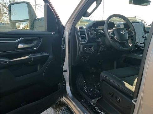 Used 2025 RAM 1500 Big Horn image 24